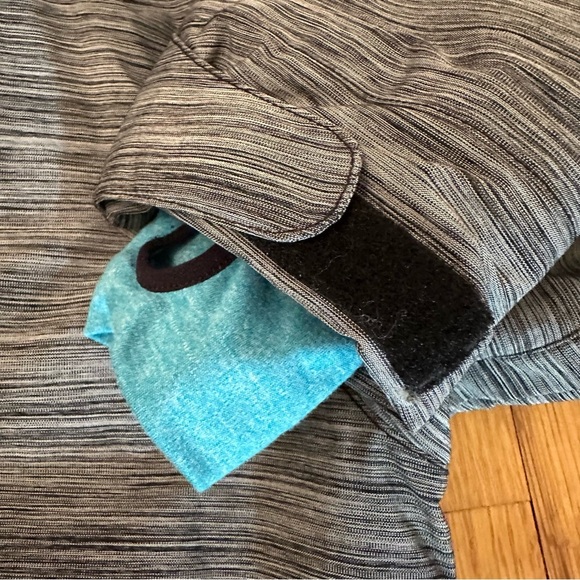 Roxy woman’s Snowboard insulated Jacket size S - Picture 6 of 15